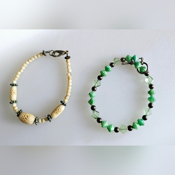 Pair of Vintage Beaded Bracelets - Picture 1 of 3